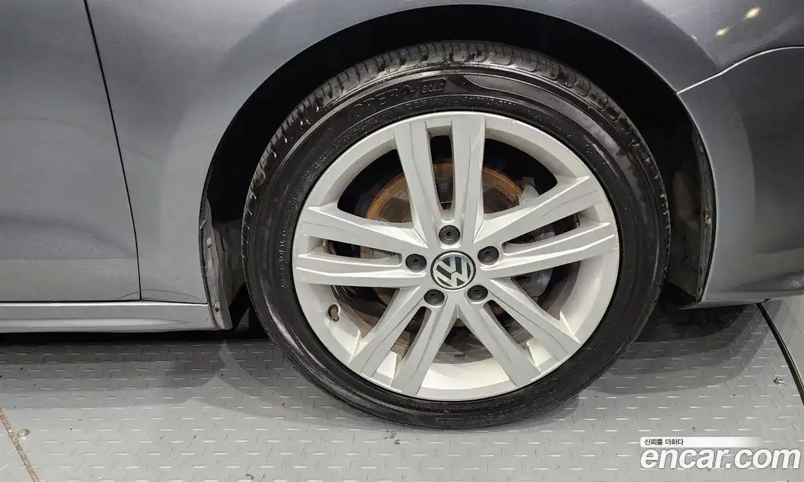 Volkswagen Jetta 2015 2.0 Автомат в Москве № 169065, фото 7