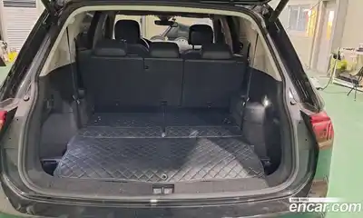 Volkswagen Tiguan 2023 2.0 Автомат в Москве № 169163, миниатюра 2