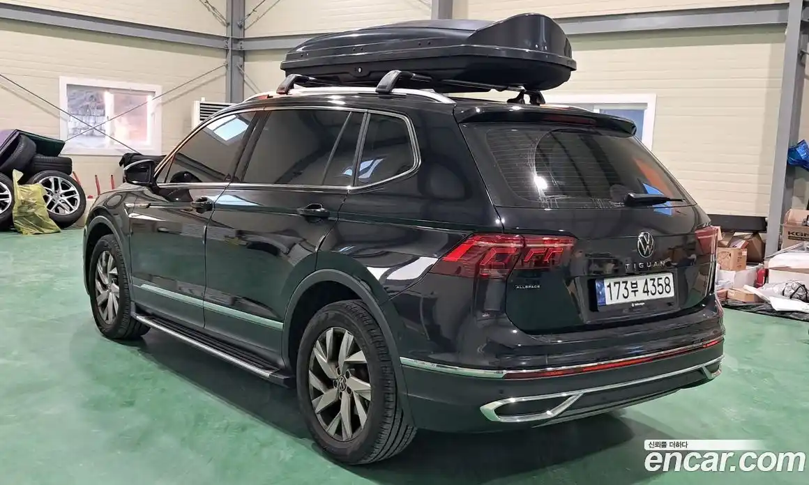 Volkswagen Tiguan 2023 2.0 Автомат в Москве № 169163, фото 10