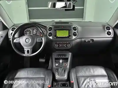 Volkswagen Tiguan 2015 2.0 Автомат в Москве № 169271, миниатюра 7