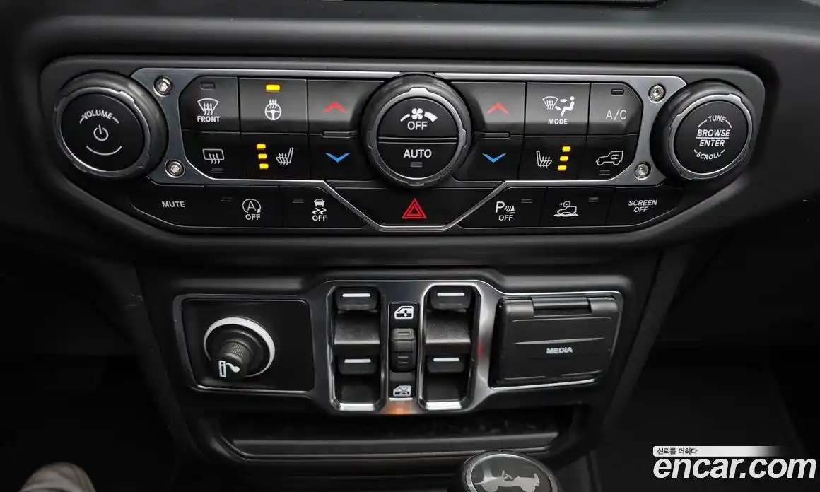 Jeep Wrangler 2022 2.0 Автомат в Москве № 169558, фото 16