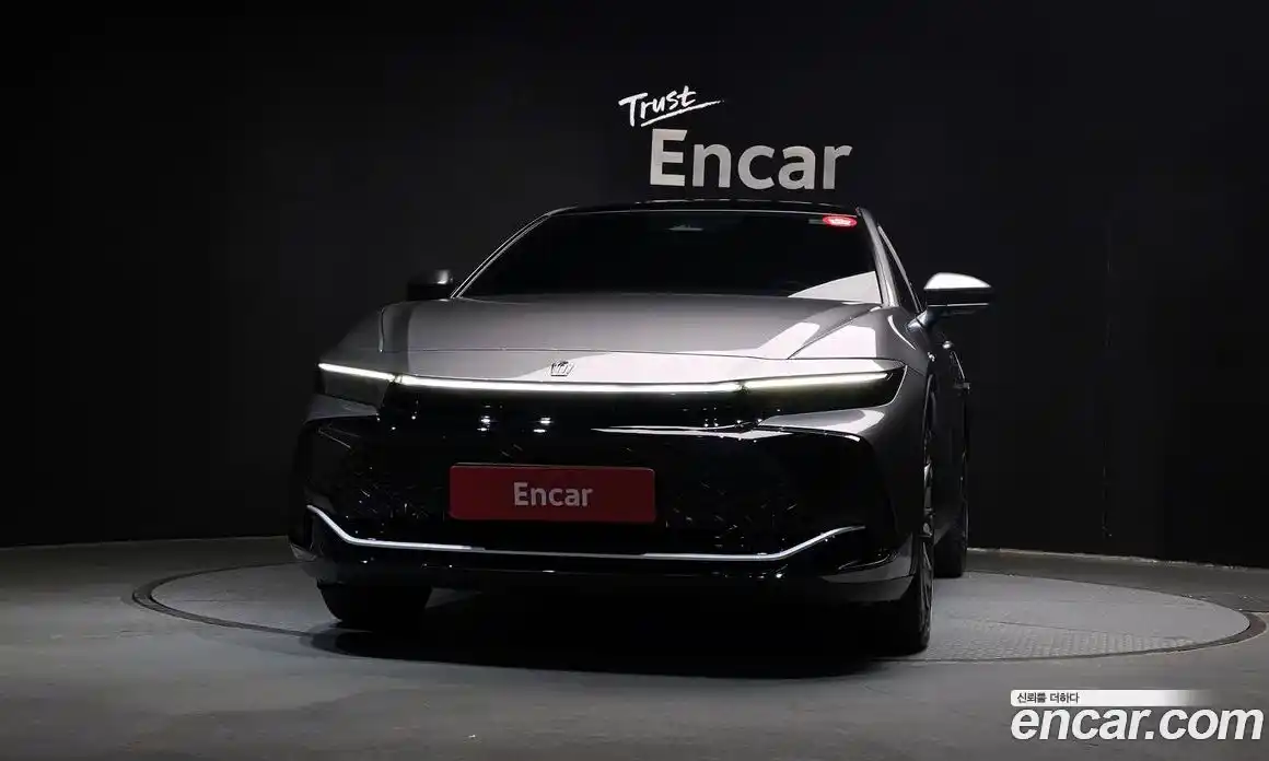 Toyota Crown 2024 2.5 Автомат в Москве № 170119, фото 3