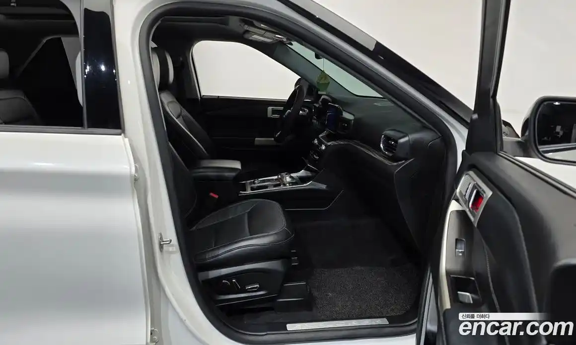 Ford Explorer 2020 2.3 Автомат в Москве № 170966, фото 3