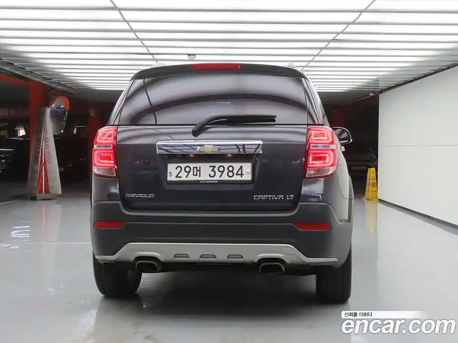 Chevrolet Captiva 2015 2.0 Автомат в Москве № 171774, фото 3