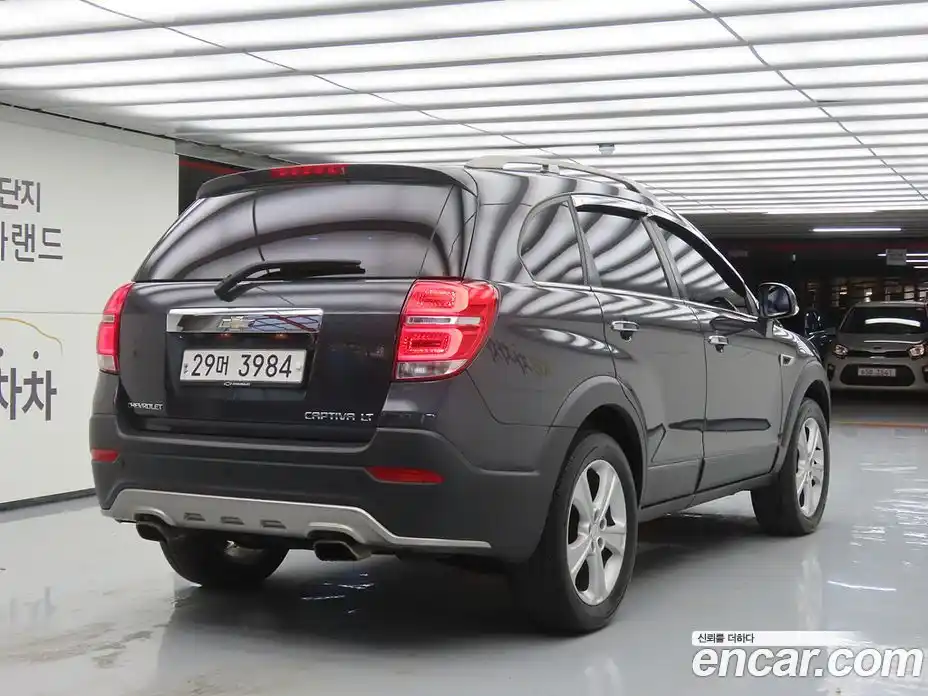 Chevrolet Captiva 2015 2.0 Автомат в Москве № 171774, фото 4