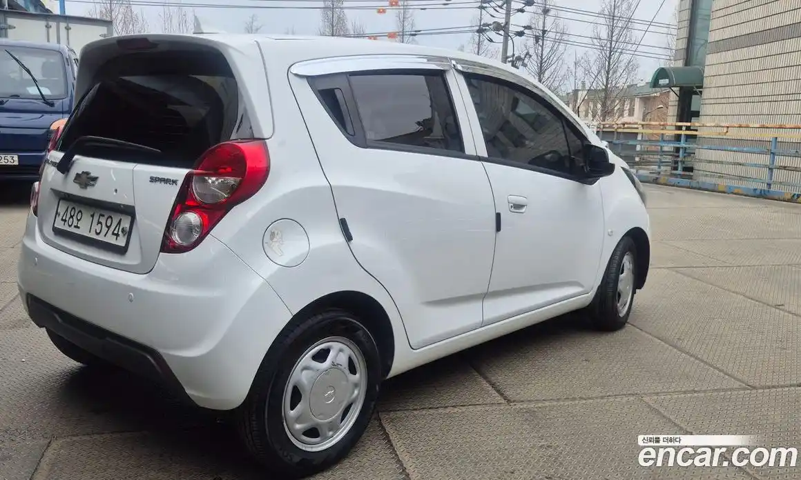 Chevrolet Spark 2014 1.0 Автомат в Москве № 175665, фото 5