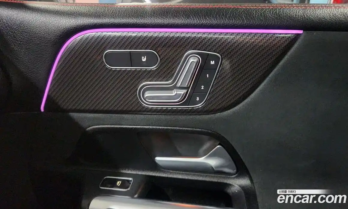 Mercedes-Benz GLB-Class 2023 2.0 Автомат в Москве № 175732, фото 12