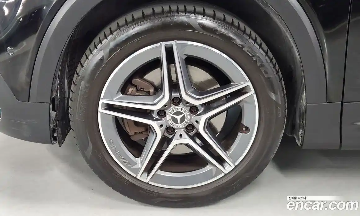 Mercedes-Benz GLB-Class 2023 2.0 Автомат в Москве № 175732, фото 5