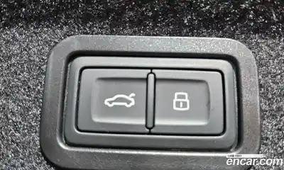 Audi A6 2023 2.0 Автомат в Москве № 176966, миниатюра 12