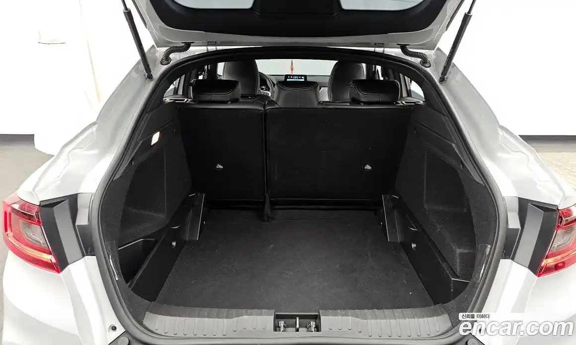 Renault XM3 2024 1.6 Автомат в Москве № 177122, фото 20