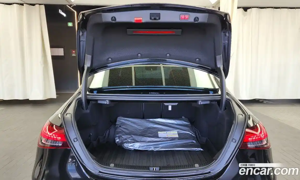 Mercedes-Benz E-Class 2021 2.0 Автомат в Москве № 178862, фото 14