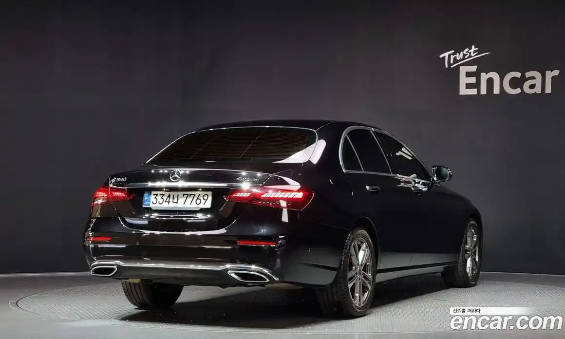 Mercedes-Benz E-Class 2021 2.0 Автомат в Москве № 178862, фото 19