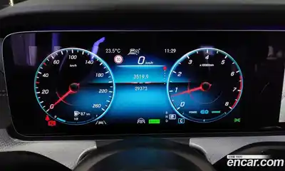 Mercedes-Benz E-Class 2021 2.0 Автомат в Москве № 178862, миниатюра 5