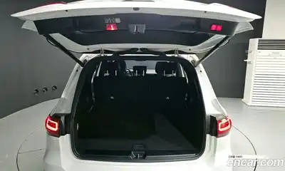 Mercedes-Benz GLB-Class, 2023