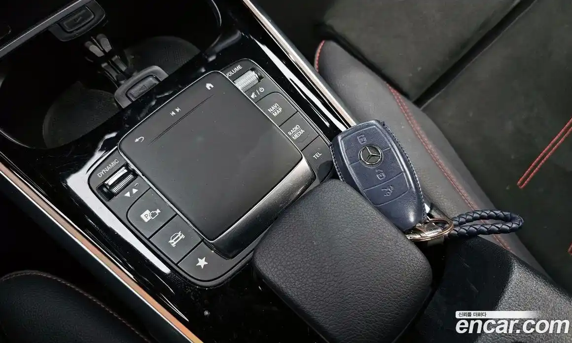 Mercedes-Benz GLB-Class 2023 2.0 Автомат в Москве № 179583, фото 18