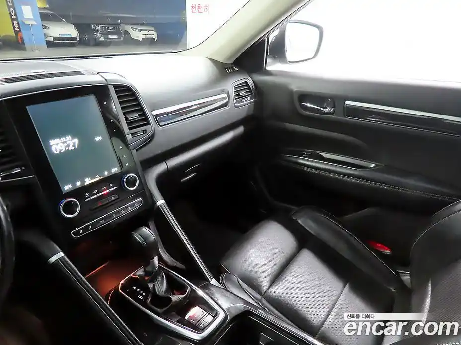 Renault QM6 2017 2.0 Автомат в Москве № 186261, фото 13