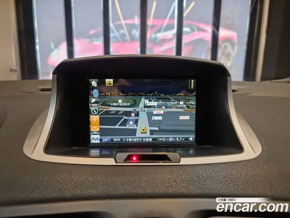 Renault SM3 2010 1.6 Автомат в Москве № 186329, фото 14