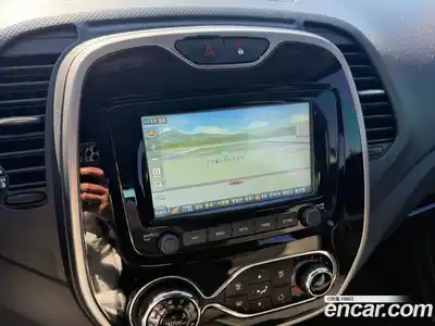 Renault QM3 2014 1.5 Автомат в Москве № 186688, миниатюра 11