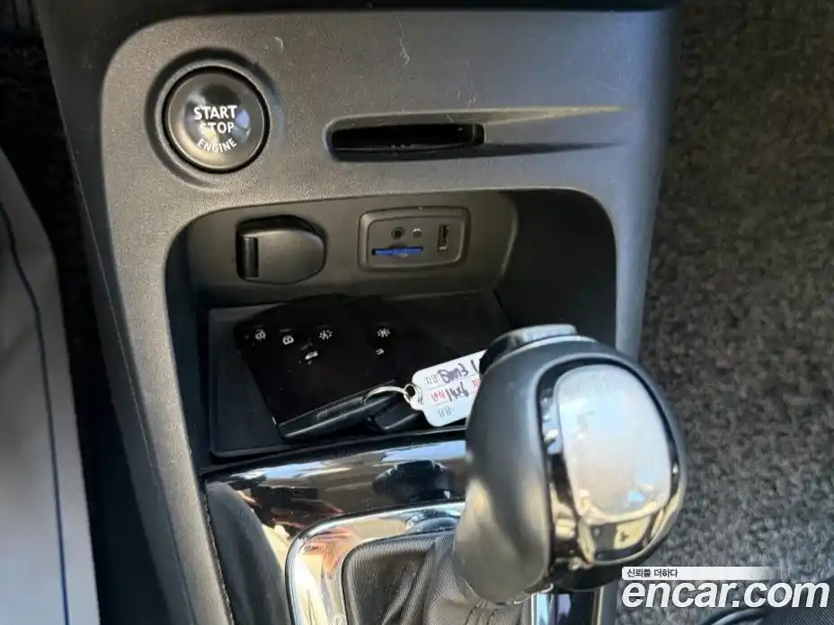 Renault QM3 2014 1.5 Автомат в Москве № 186688, фото 13