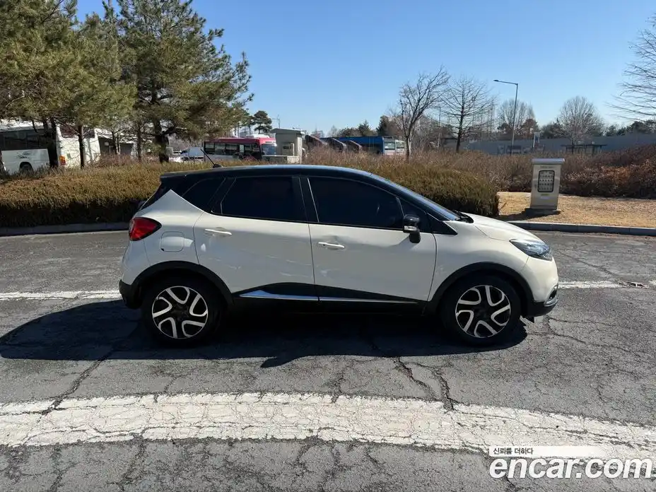 Renault QM3 2014 1.5 Автомат в Москве № 186688, фото 4