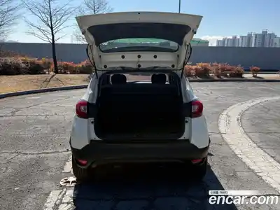 Renault QM3 2014 1.5 Автомат в Москве № 186688, миниатюра 5