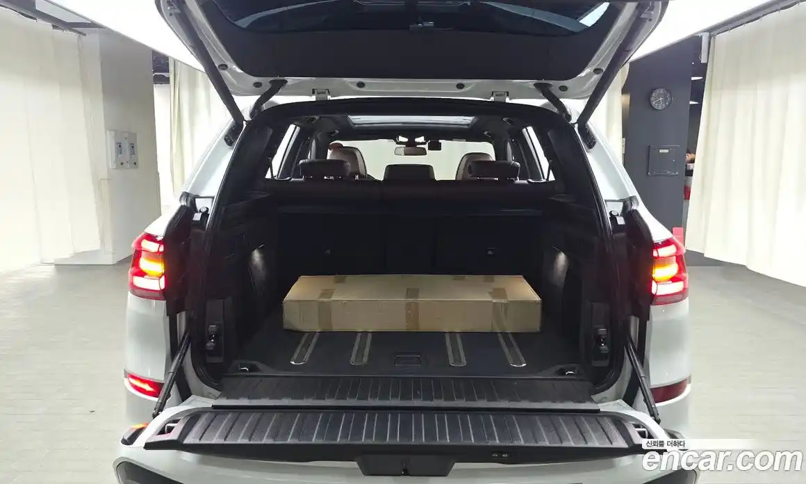 BMW X5 2023 3.0 Автомат в Москве № 189836, фото 3