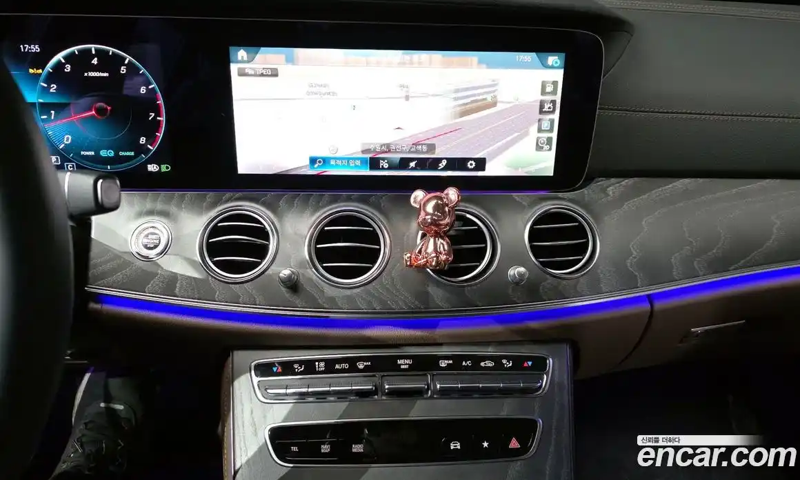 Mercedes-Benz E-Class 2022 2.0 Автомат в Москве № 193801, фото 13