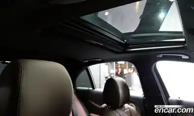 Mercedes-Benz E-Class 2022 2.0 Автомат в Москве № 193801, миниатюра 4