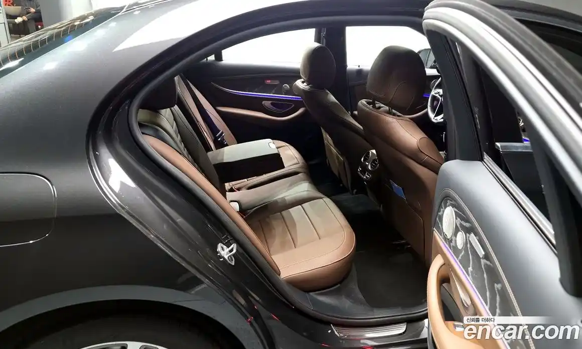 Mercedes-Benz E-Class 2022 2.0 Автомат в Москве № 193801, фото 5