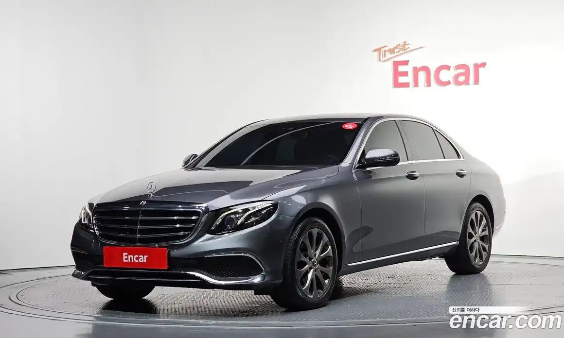 Mercedes-Benz E-Class 2019 1.9 Автомат в Москве № 194203, фото 9