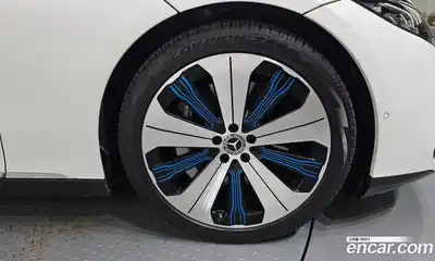 Mercedes-Benz EQS 2022 0.3 Автомат в Москве № 194638, миниатюра 5