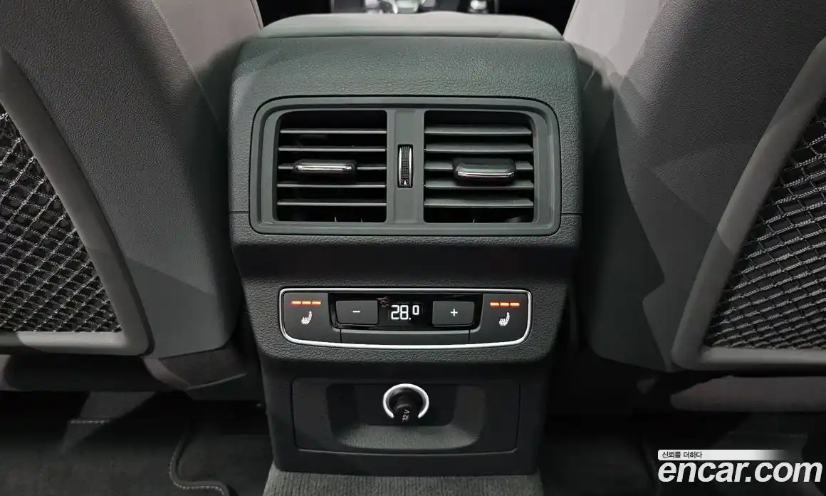 Audi SQ5 2020 3.0 Автомат в Москве № 195933, фото 6