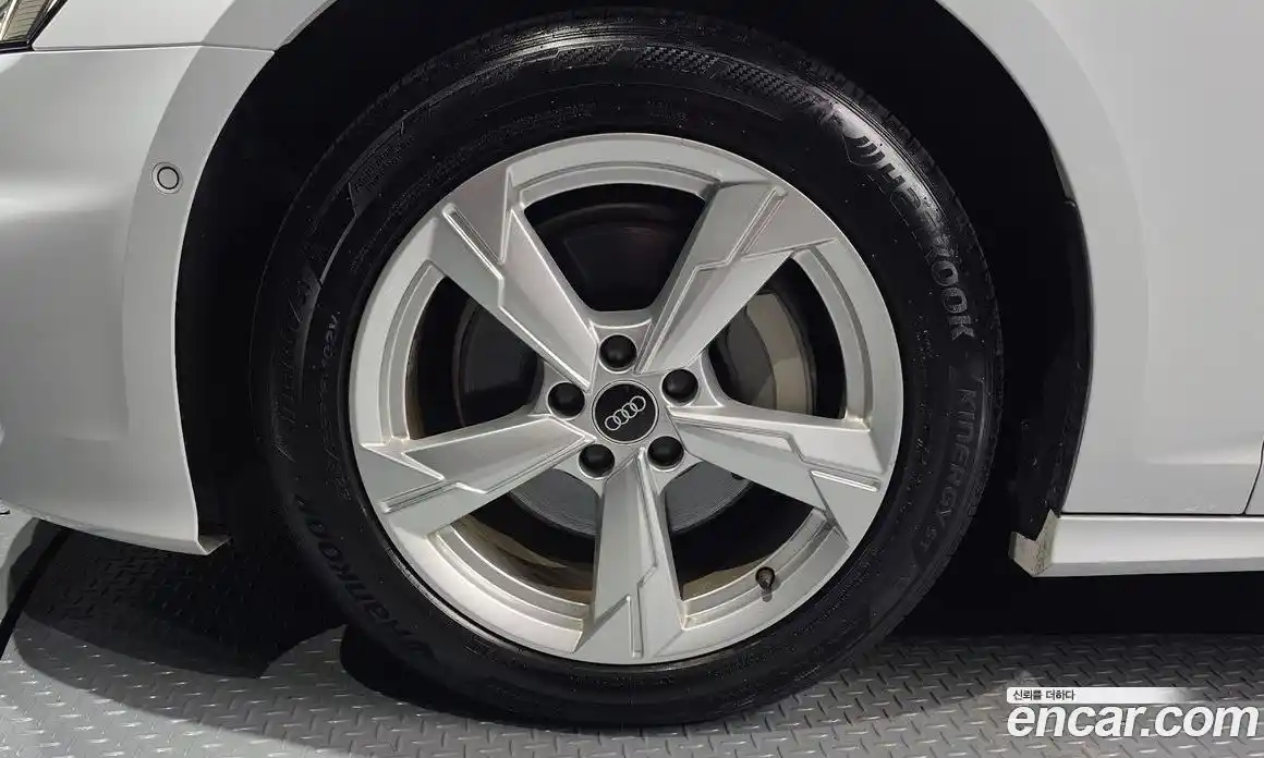 Audi A6 2021 2.0 Автомат в Москве № 196193, фото 5