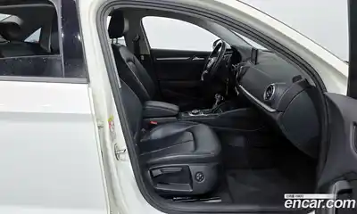 Audi A3 2014 2.0 Автомат в Москве № 196446, миниатюра 2