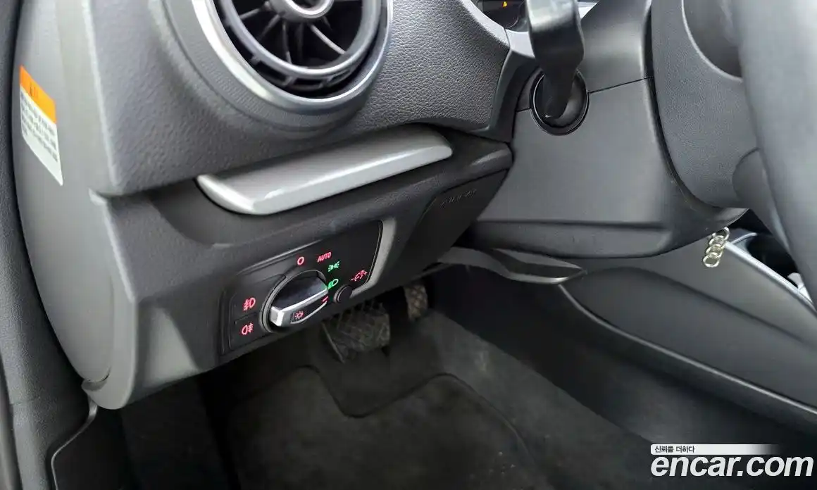 Audi A3 2014 2.0 Автомат в Москве № 196446, фото 4