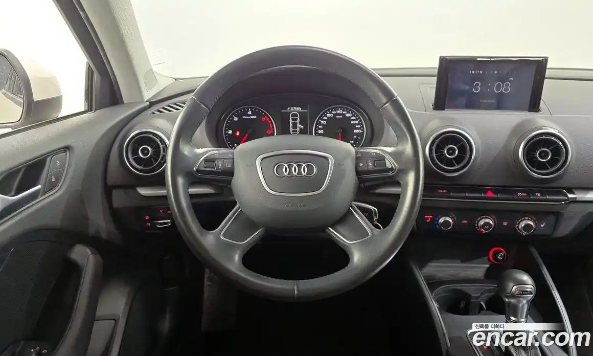 Audi A3 2014 2.0 Автомат в Москве № 196446, фото 6