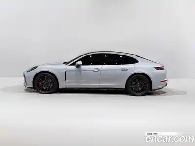 Porsche Panamera, 2025