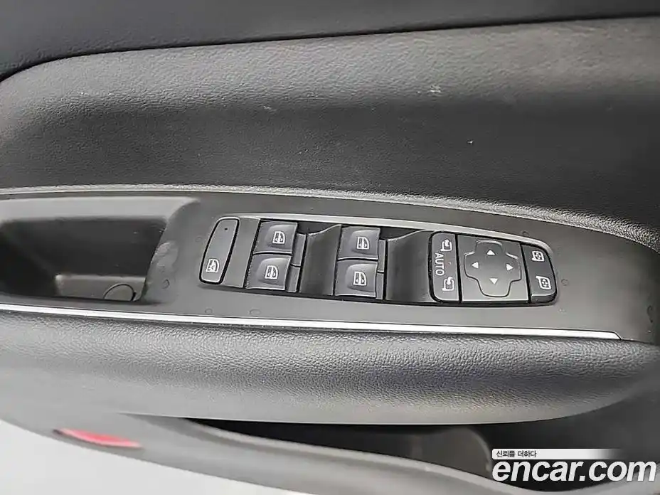 Renault QM6 2025 2.0 Автомат в Москве № 209777, фото 16