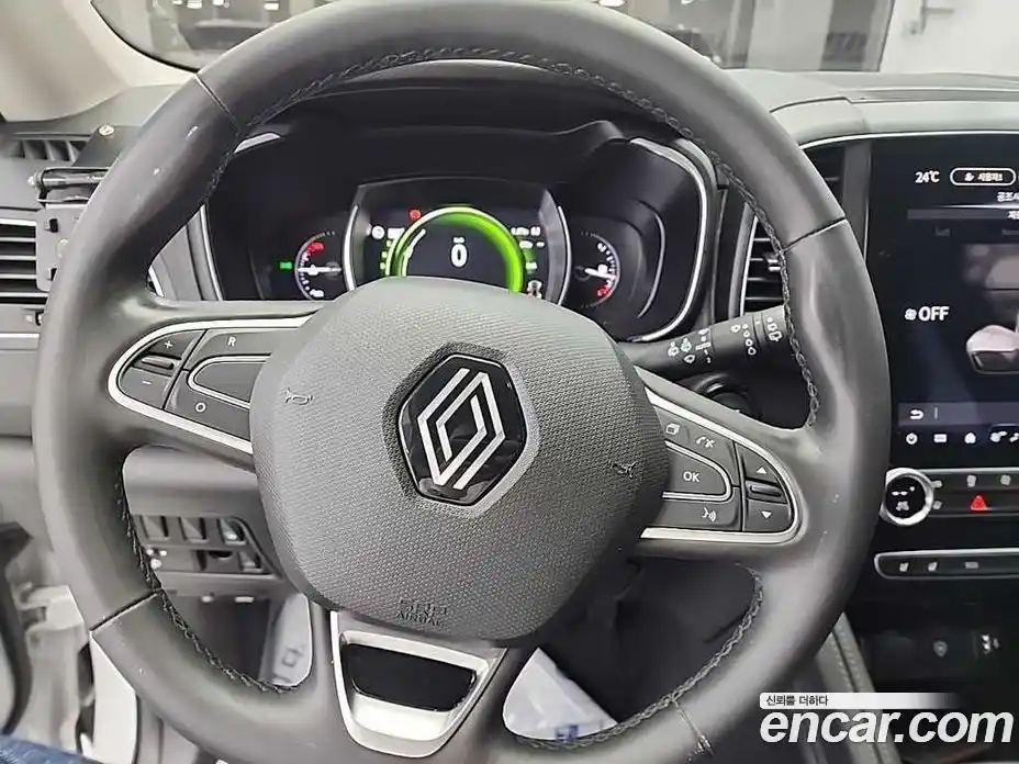 Renault QM6 2025 2.0 Автомат в Москве № 209777, фото 9