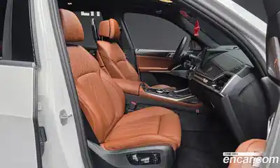 BMW X7 2025 3.0 Автомат в Москве № 210186, миниатюра 3