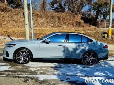 BMW 5-Series 2024 2.0 Автомат в Москве № 210746, миниатюра 7
