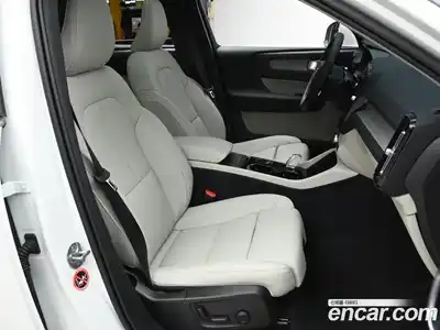 Volvo XC40 2026 2.0 Автомат в Москве № 212756, миниатюра 10