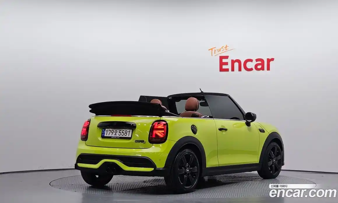 Mini Cooper Convertible 2022 2.0 Автомат в Москве № 214145, фото 3