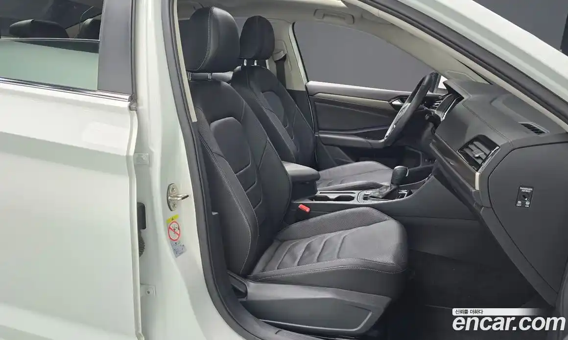 Volkswagen Jetta 2020 1.4 Автомат в Москве № 215045, фото 14