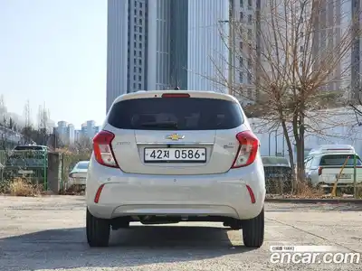 Chevrolet Spark 2016 1.0 Автомат в Москве № 219510, миниатюра 3