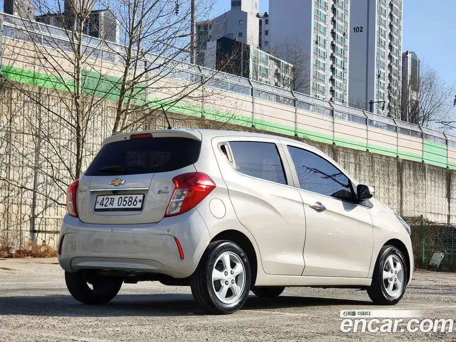 Chevrolet Spark 2016 1.0 Автомат в Москве № 219510, фото 4