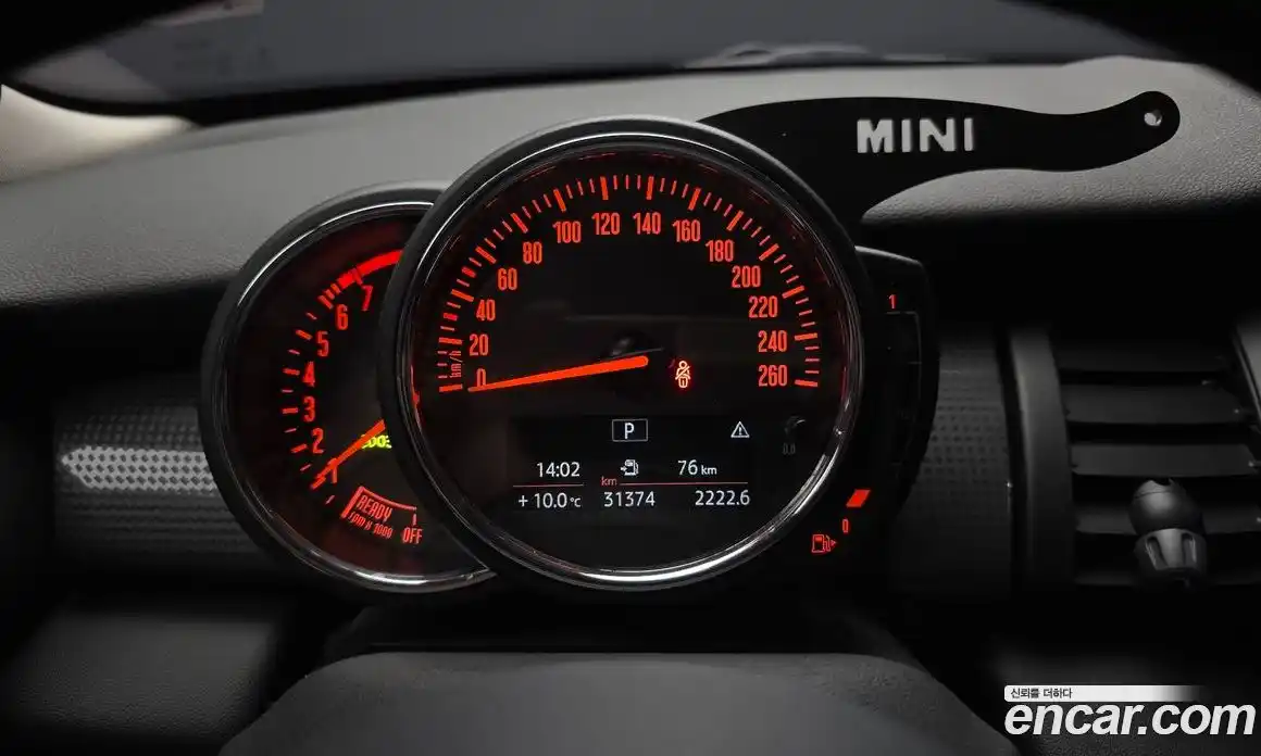 Mini Cooper 2021 1.5 Автомат в Москве № 221143, фото 15