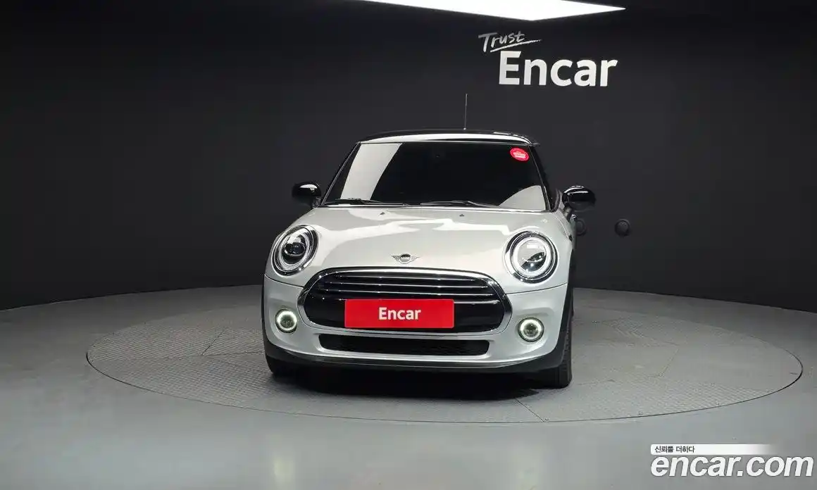 Mini Cooper 2021 1.5 Автомат в Москве № 221143, фото 4