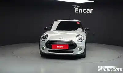 Mini Cooper 2021 1.5 Автомат в Москве № 221143, миниатюра 4