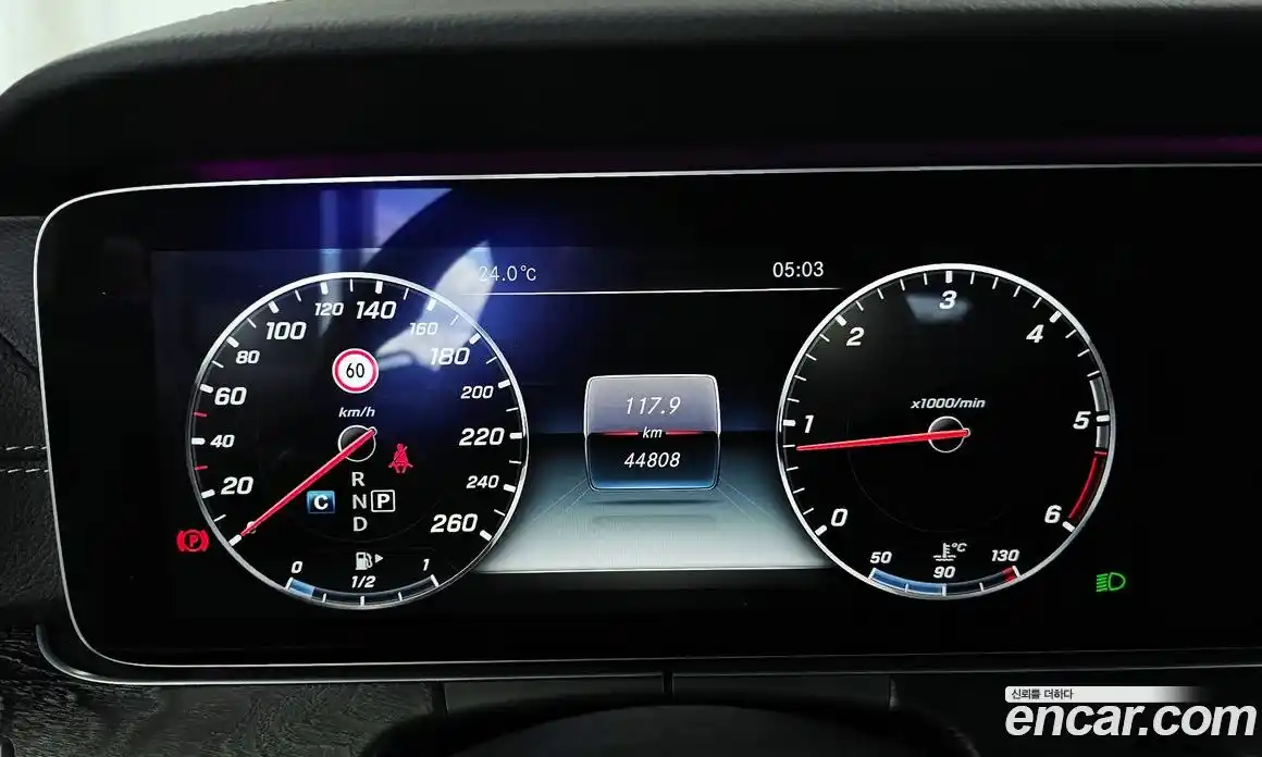 Mercedes-Benz E-Class 2017 1.9 Автомат в Москве № 225134, фото 14